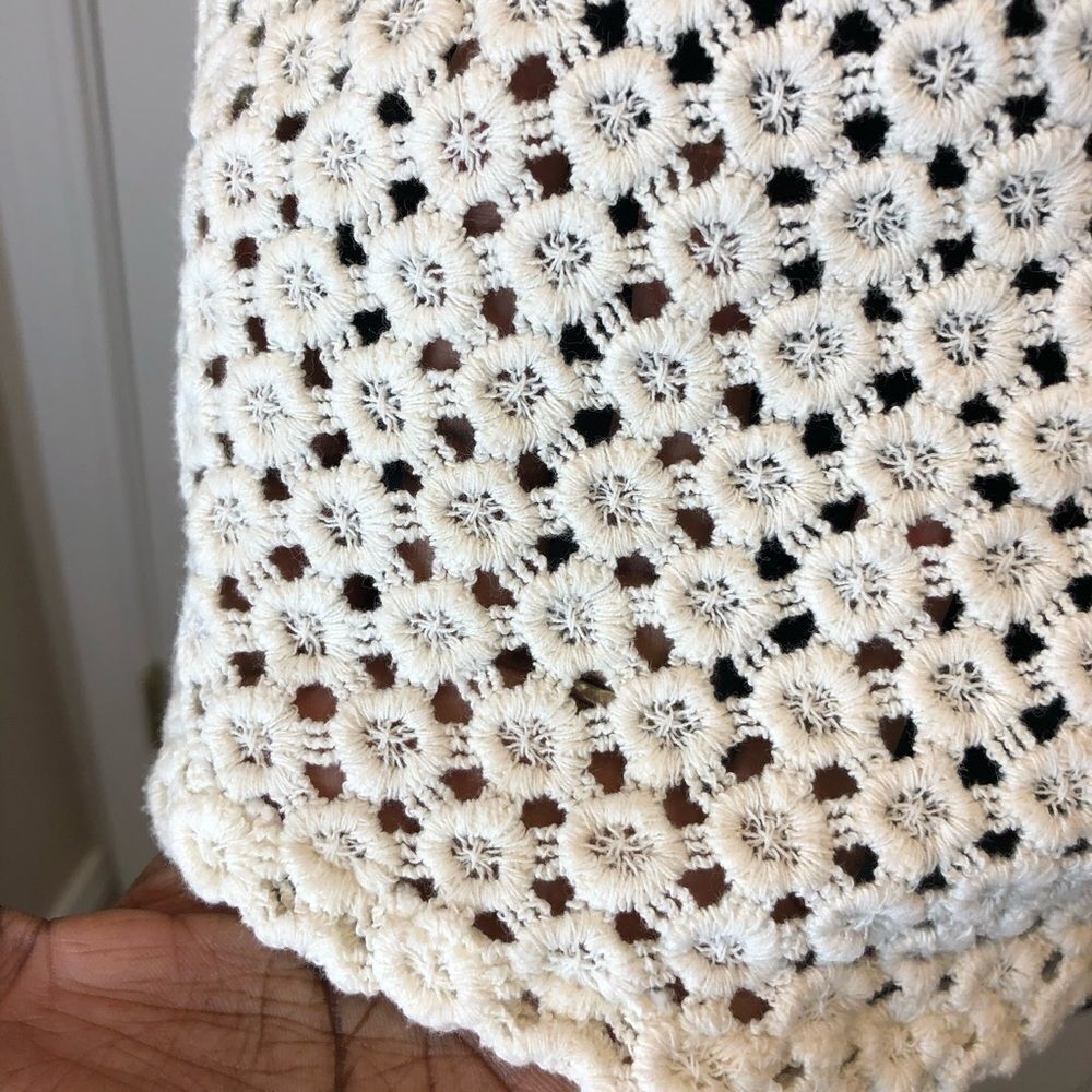 Forever Young sheer crocheted sleeveless cream top - Picture 10 of 10